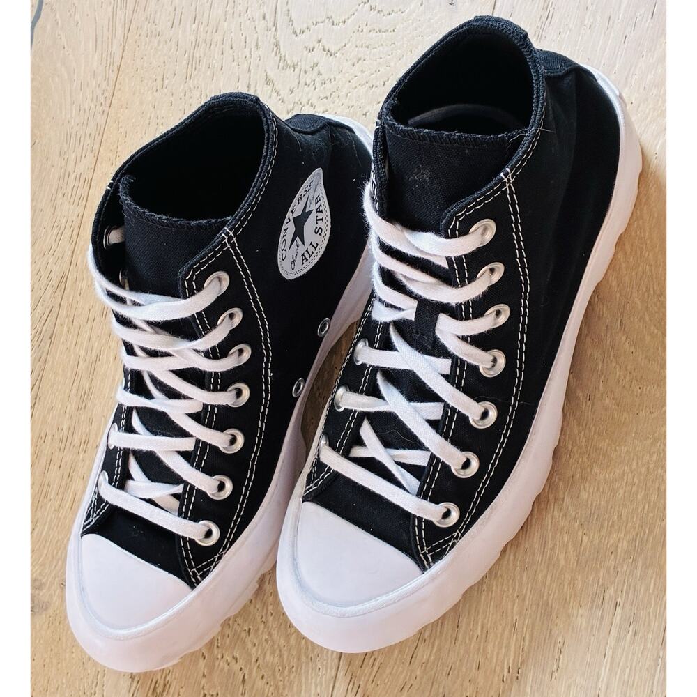 Converse Chuck Taylor All Star Hi Lugged High Top Shoes 565901C Women's Size 7.5